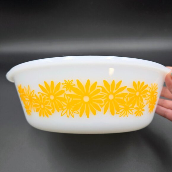 Vintage Glasbake Ovenware Yellow Daisy Casserole 514 Lid Brass Warming Stand Lid - Picture 12 of 16